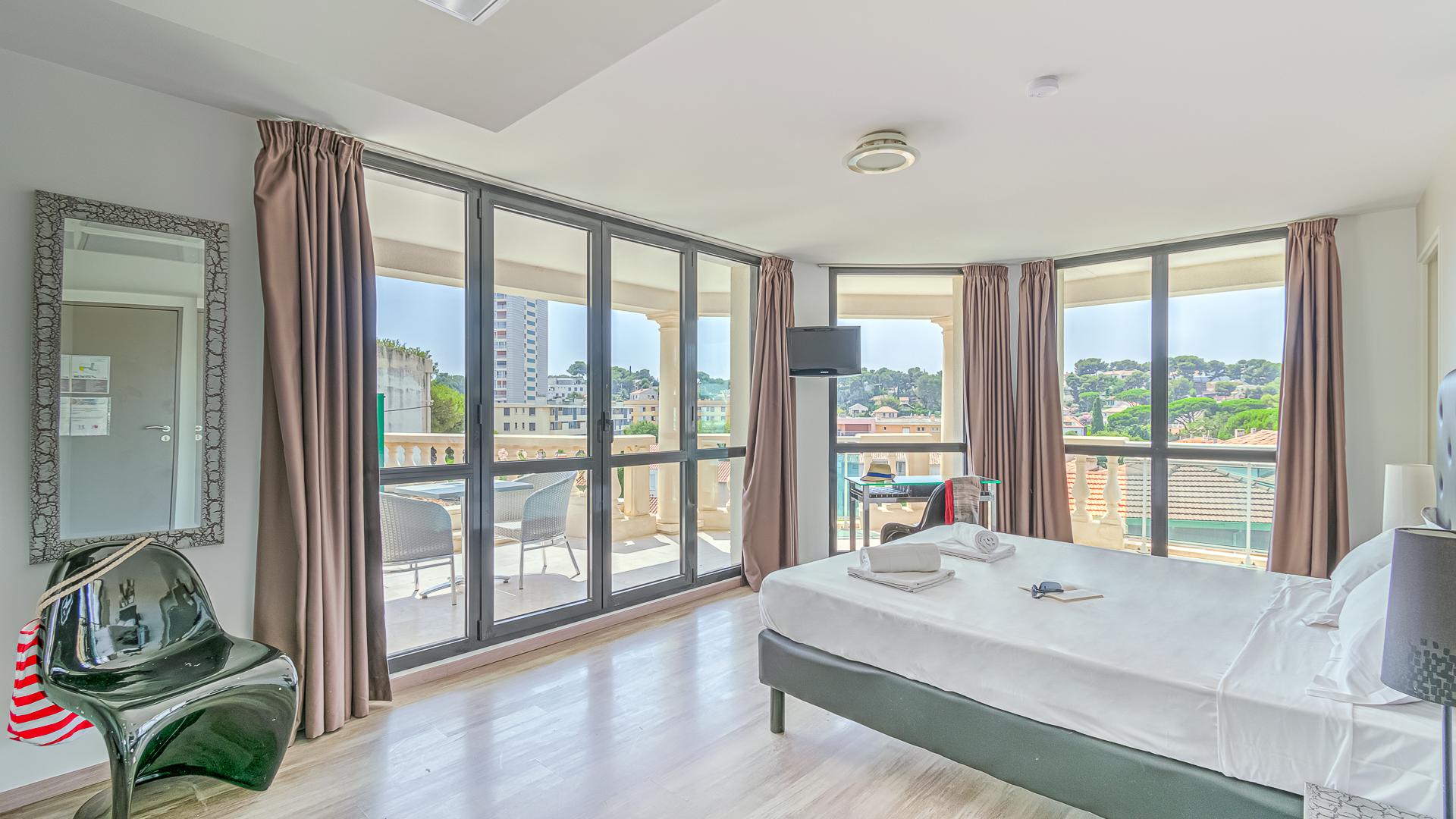 Adonis Carry Le Rouet - Adriana Aparthotel Exterior photo