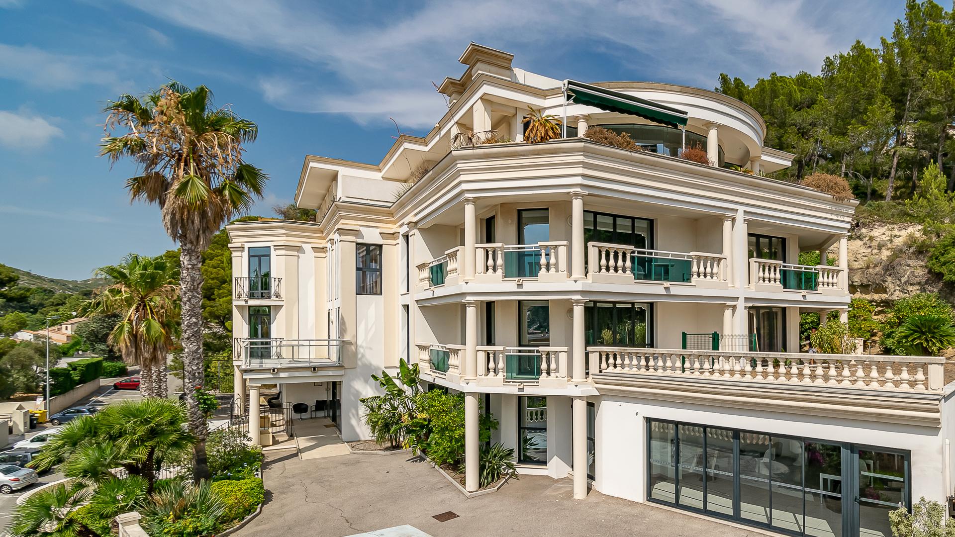Adonis Carry Le Rouet - Adriana Aparthotel Exterior photo